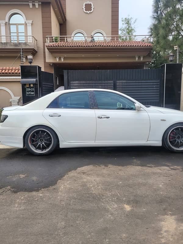 Toyota Mark X 2004 4