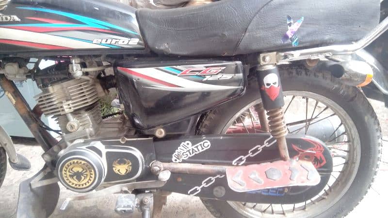 Honda 125cc 6