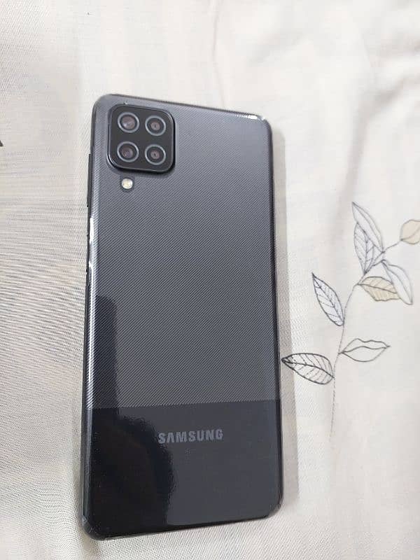 samsung A12 5