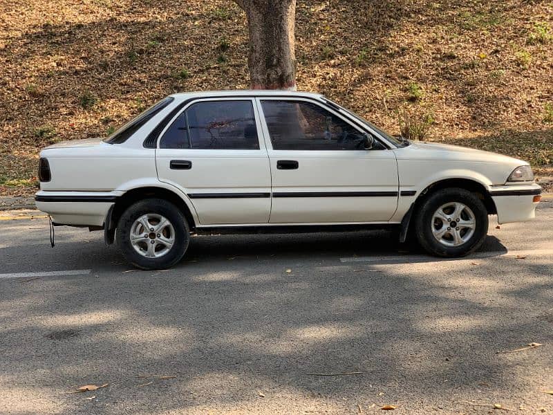 Toyota Corolla 1992 10