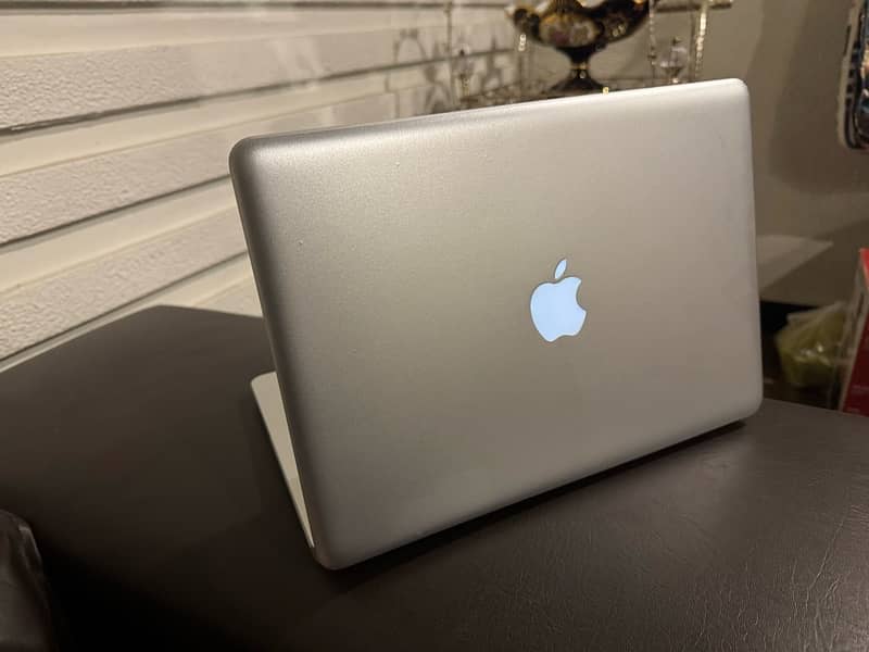 MacBook Pro mid 2012 0