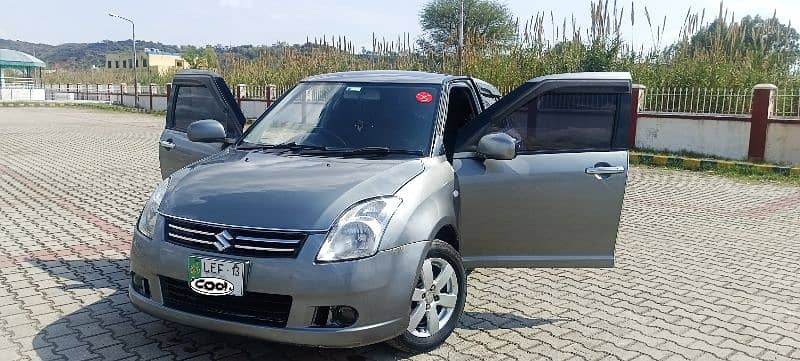 Suzuki Swift 1.3 DLX 2013 immaculate condition 1