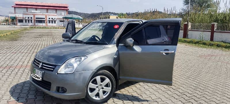 Suzuki Swift 1.3 DLX 2013 immaculate condition 7
