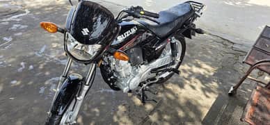 Suzuki GD 110 S Black Color