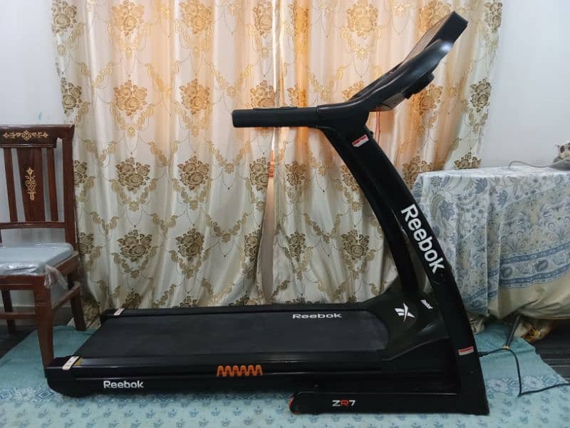 Reebok ZR7 Treadmill 3