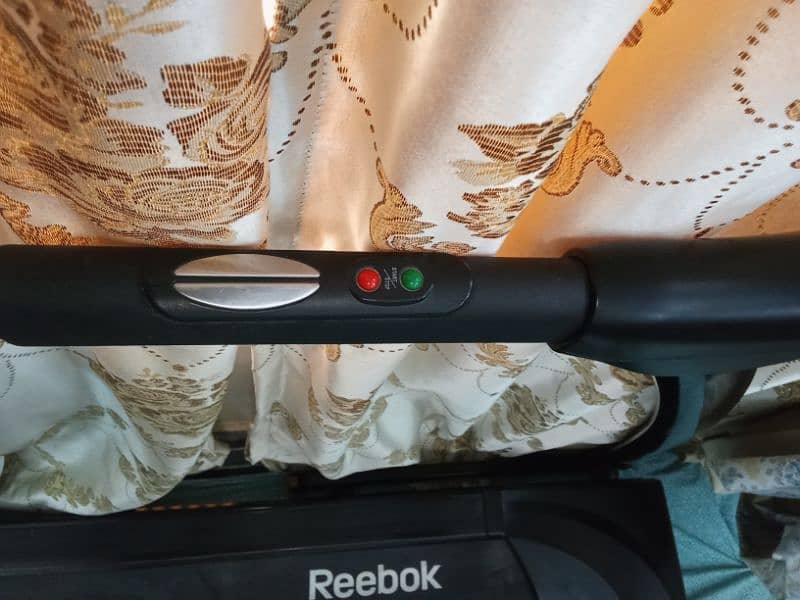 Reebok ZR7 Treadmill 7