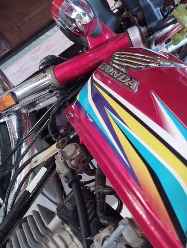 Honda bike , 125 7