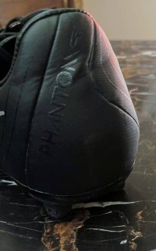 Nike phantom football shoes gx 2 academy black/jungle colorway 2