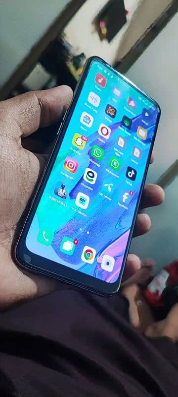 Oppo Reno2z 8 + 256 PTA 0