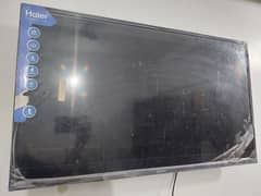 Haier 32" LED TV