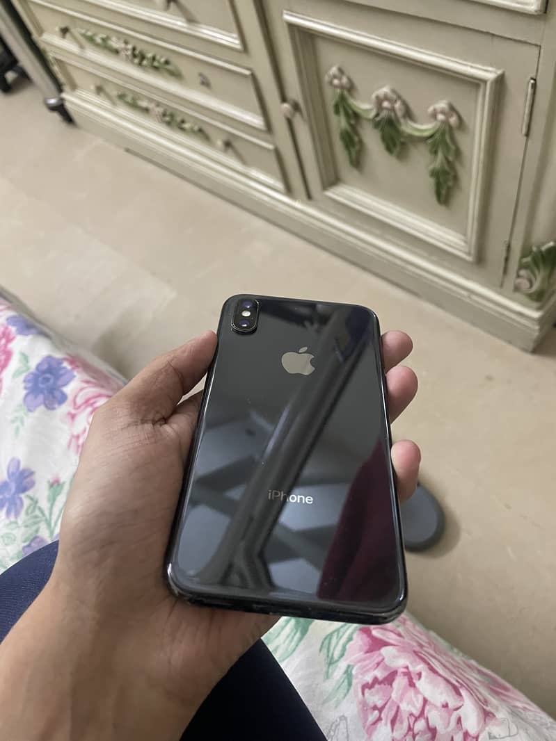 Apple iPhone X 0