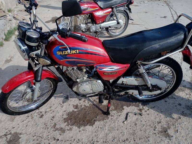 SUZUKI GS 150CC 4