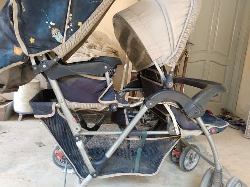 Twin Baby Pram 3