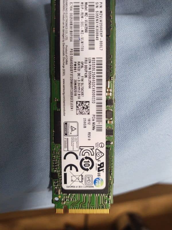 SSD NVME 256 GB 2