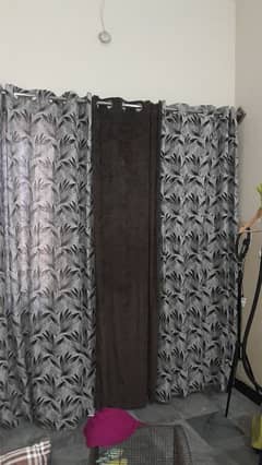 5 curtains 10/10 condition urgent sale