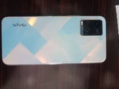 vivo y33s (8+4/128)