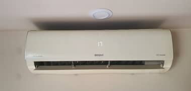 Orient 1.5 DC Inverter AC. used but in very good and clean condition