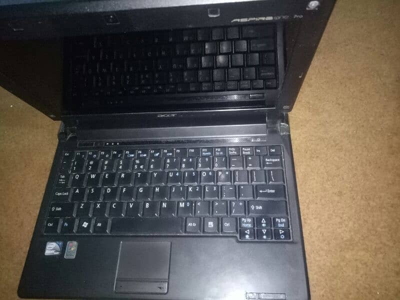 Acer Aspire 1 4