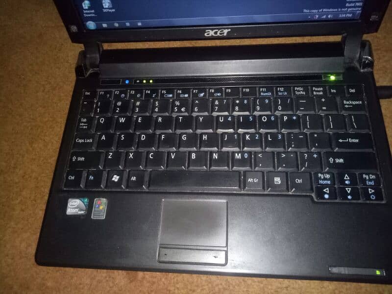 Acer Aspire 1 5