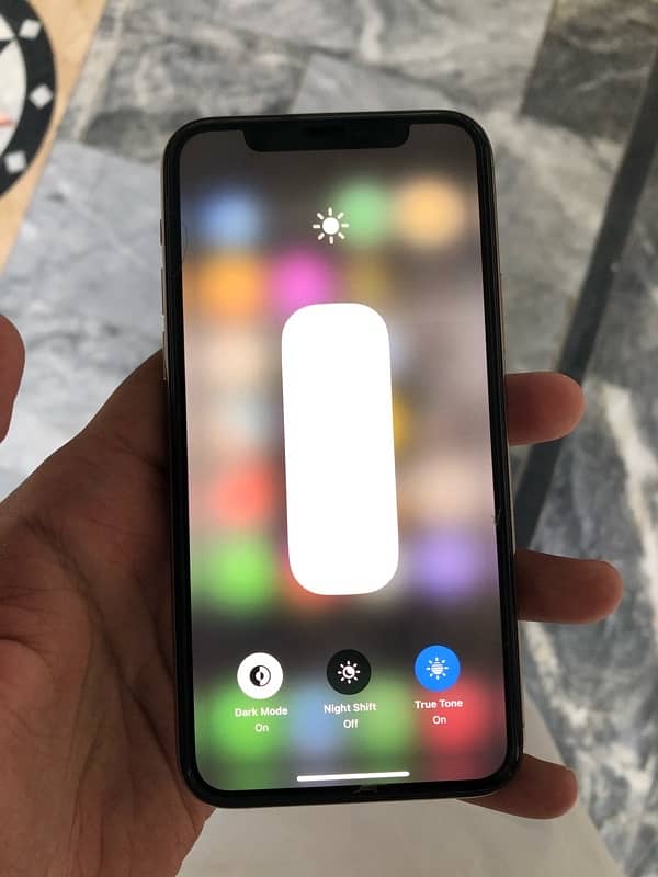 iphone 11 pro 2