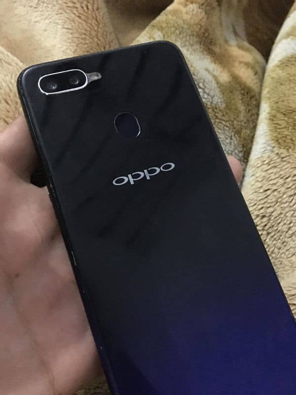 oppo f9 4/64 all okay 3