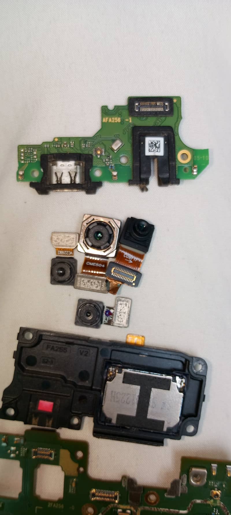 Oppo a15 battery  and bord and camera 1