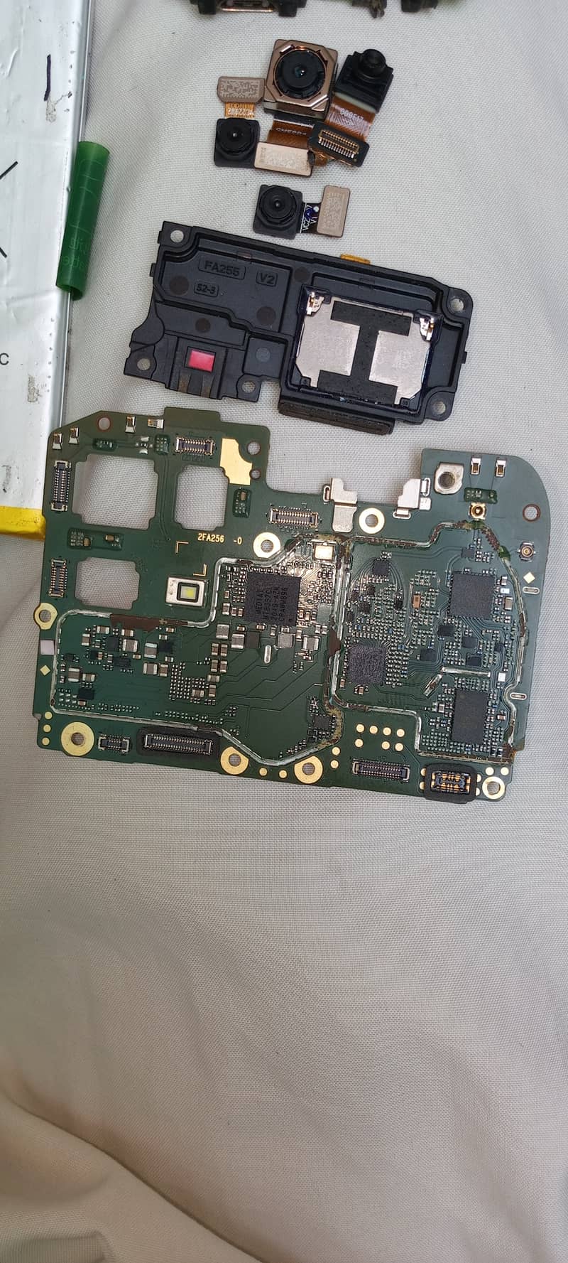 Oppo a15 battery  and bord and camera 2