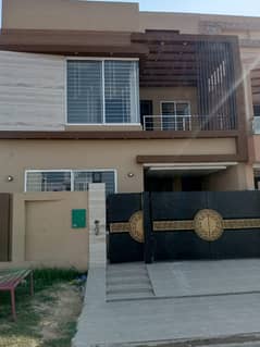 5 Marla Brand New House For Rent on Very Prime Location Of The Block