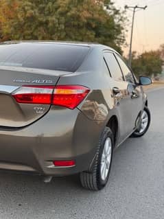 Toyota Altis Grande 2015 Full Option