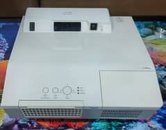 Branded Ultra Short Throw multimedia projectors available for sale