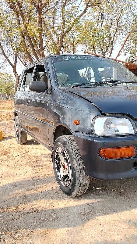 Daihatsu Cuore 2006 3