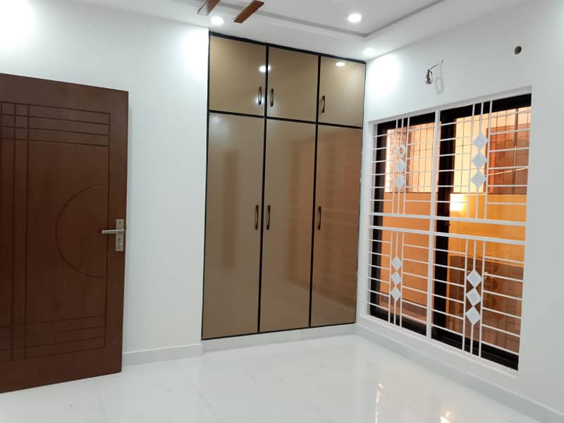 6 MARLA UPPER PORTION AVAILABLE FOR RENT 5