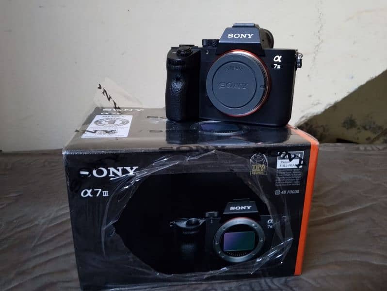 Sony A 7 3 body 10/10 2