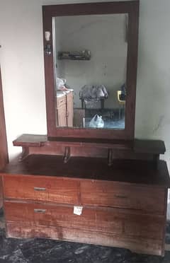 dressing table