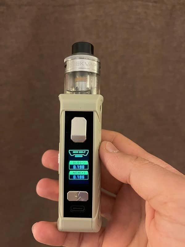 Geek Vape 100w Device 4