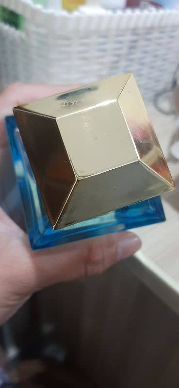 Perfume (100ml) 2