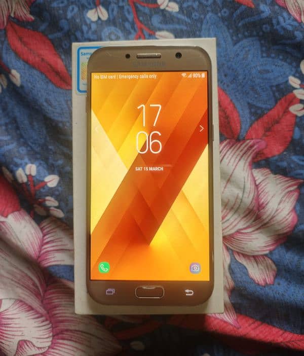 Urgent Sale Samsung A5 2017 3