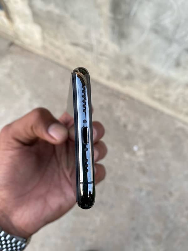 iphone 11  pro 256 gb factory unlock 8