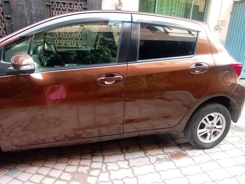 Toyota Vitz jawella spider shape 3