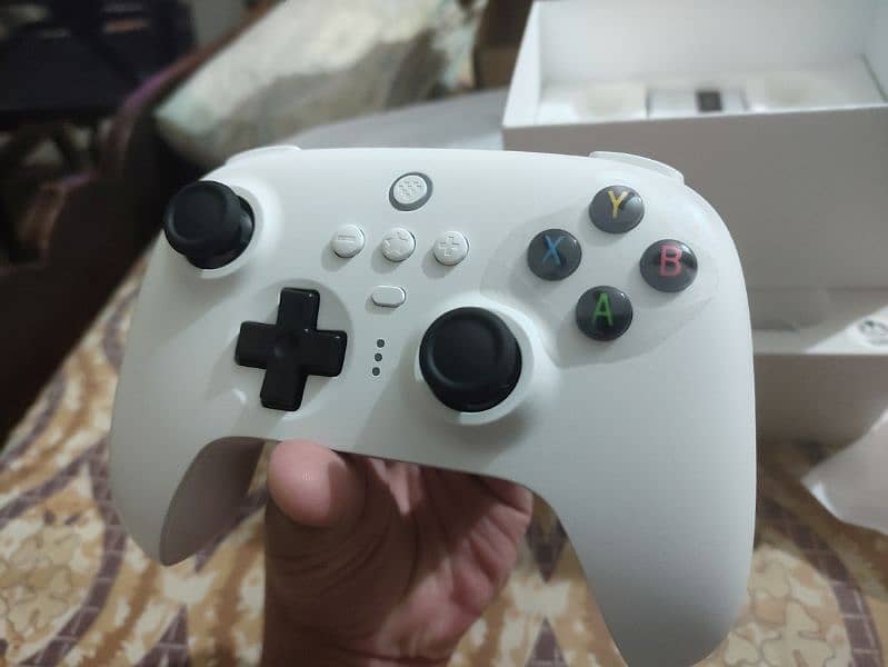 8bitdo Ultimate 2.4 Gaming Controller 5