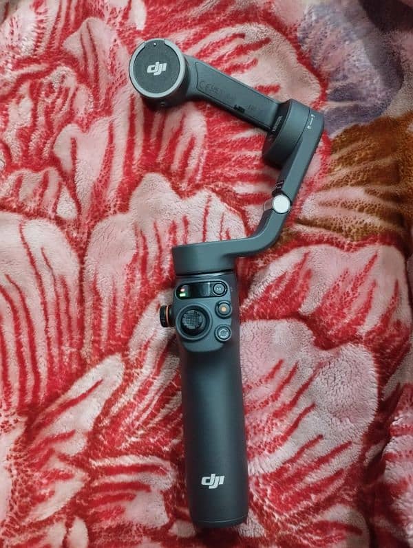 DJI OSMO Mobile 6 Gimbel 2