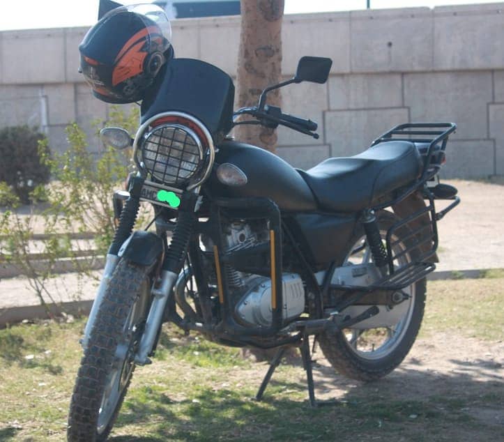 Suzuki GS 150 SE 2022 1