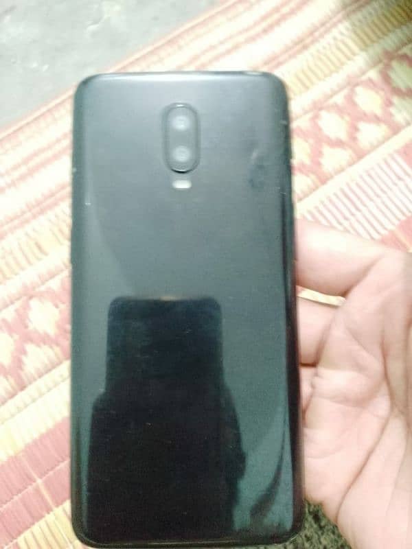 OnePlus 6T. 8 128 9