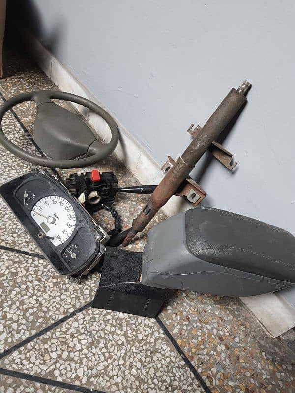 suzuki alto speedo meter, handle, arm rest original 0