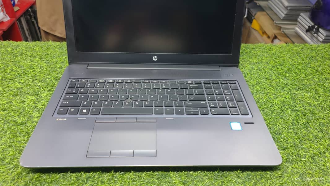 HP Zbook 15 g3 0