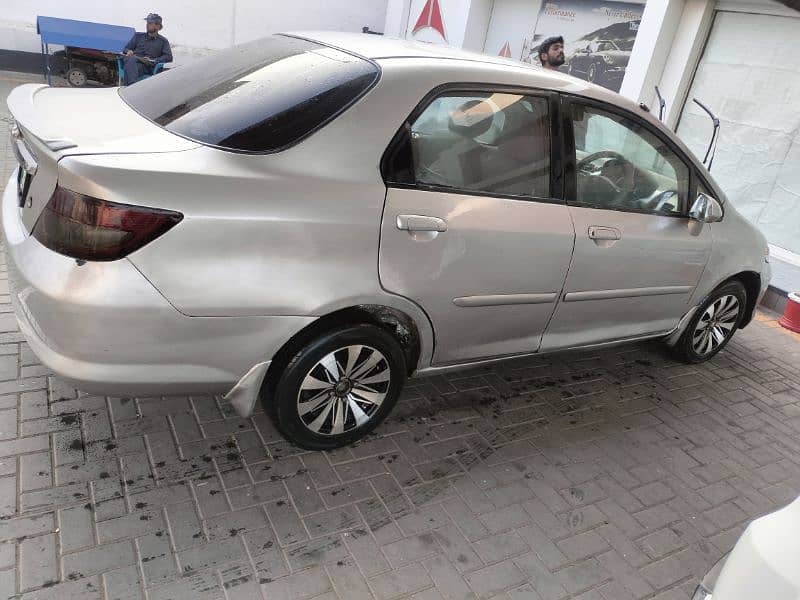 Honda City IDSI 2005 4