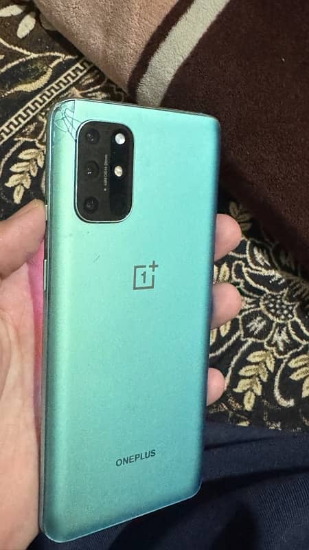 one plus 8t 0