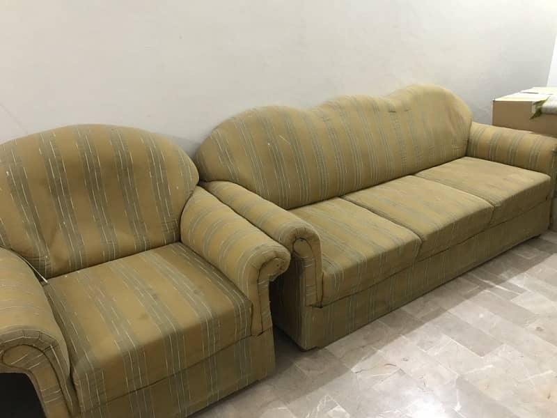 5 seater sofa 0