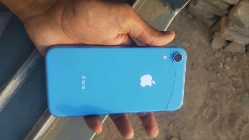 iPhone XR 0