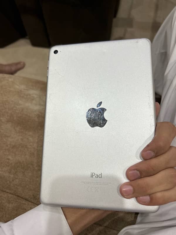 ipad mini 4 128gb 0